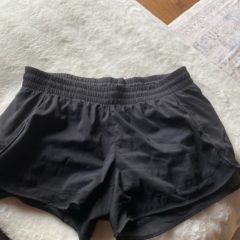 Athleta 2021 Mesh Racer Run Short 4"